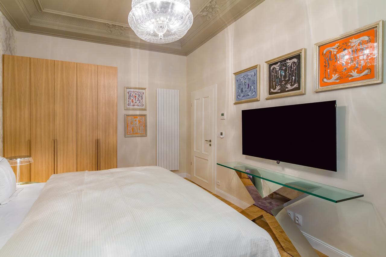 كارلوفي فاري Rubin Luxury Apartments (Adults Only) المظهر الخارجي الصورة