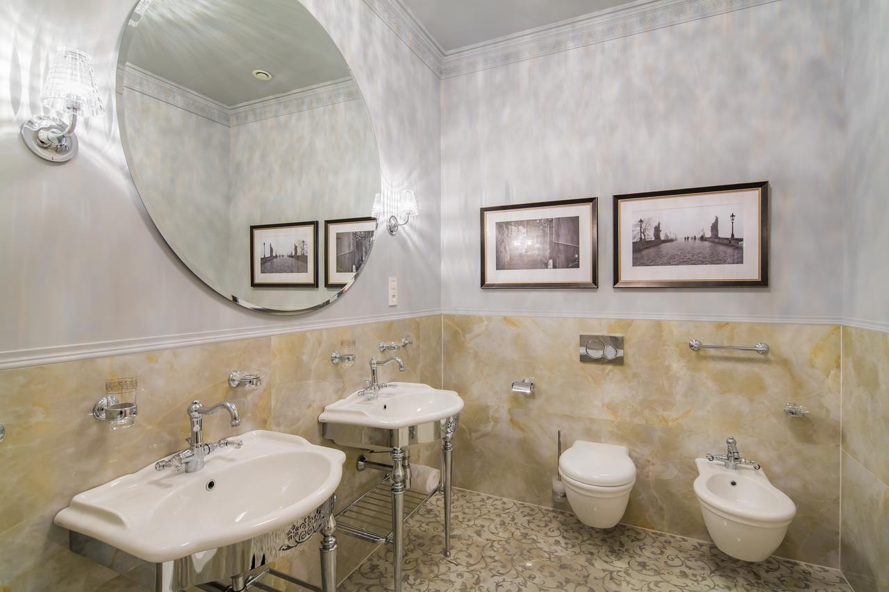 كارلوفي فاري Rubin Luxury Apartments (Adults Only) المظهر الخارجي الصورة