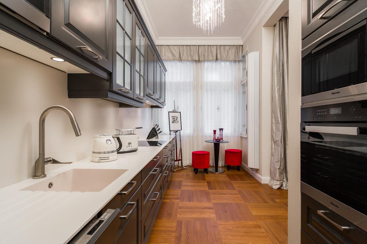 كارلوفي فاري Rubin Luxury Apartments (Adults Only) المظهر الخارجي الصورة
